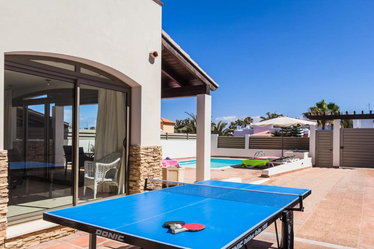 Villa Ola By Villa Plus Corralejo Exterior photo